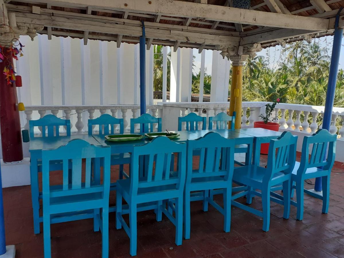Holi-Wood Guesthouse Puducherry Exterior foto
