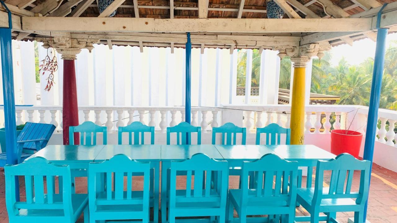 Holi-Wood Guesthouse Puducherry Exterior foto