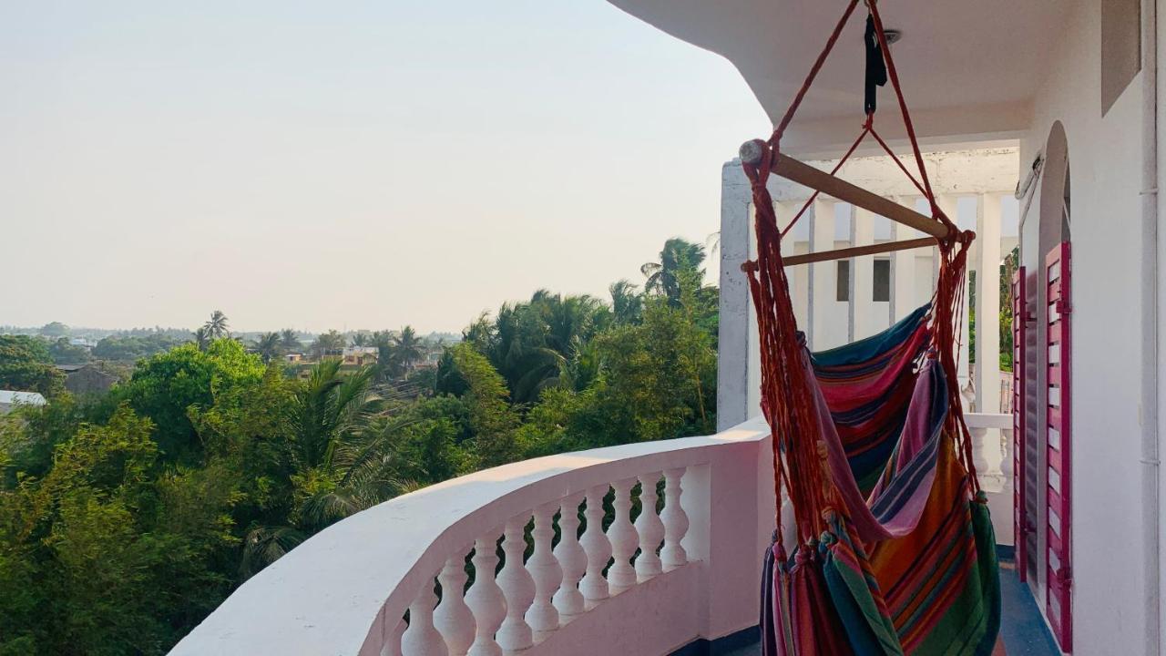 Holi-Wood Guesthouse Puducherry Exterior foto