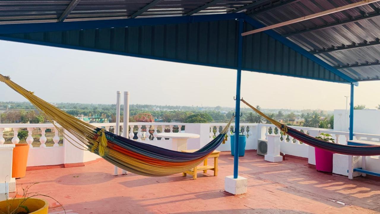 Holi-Wood Guesthouse Puducherry Exterior foto