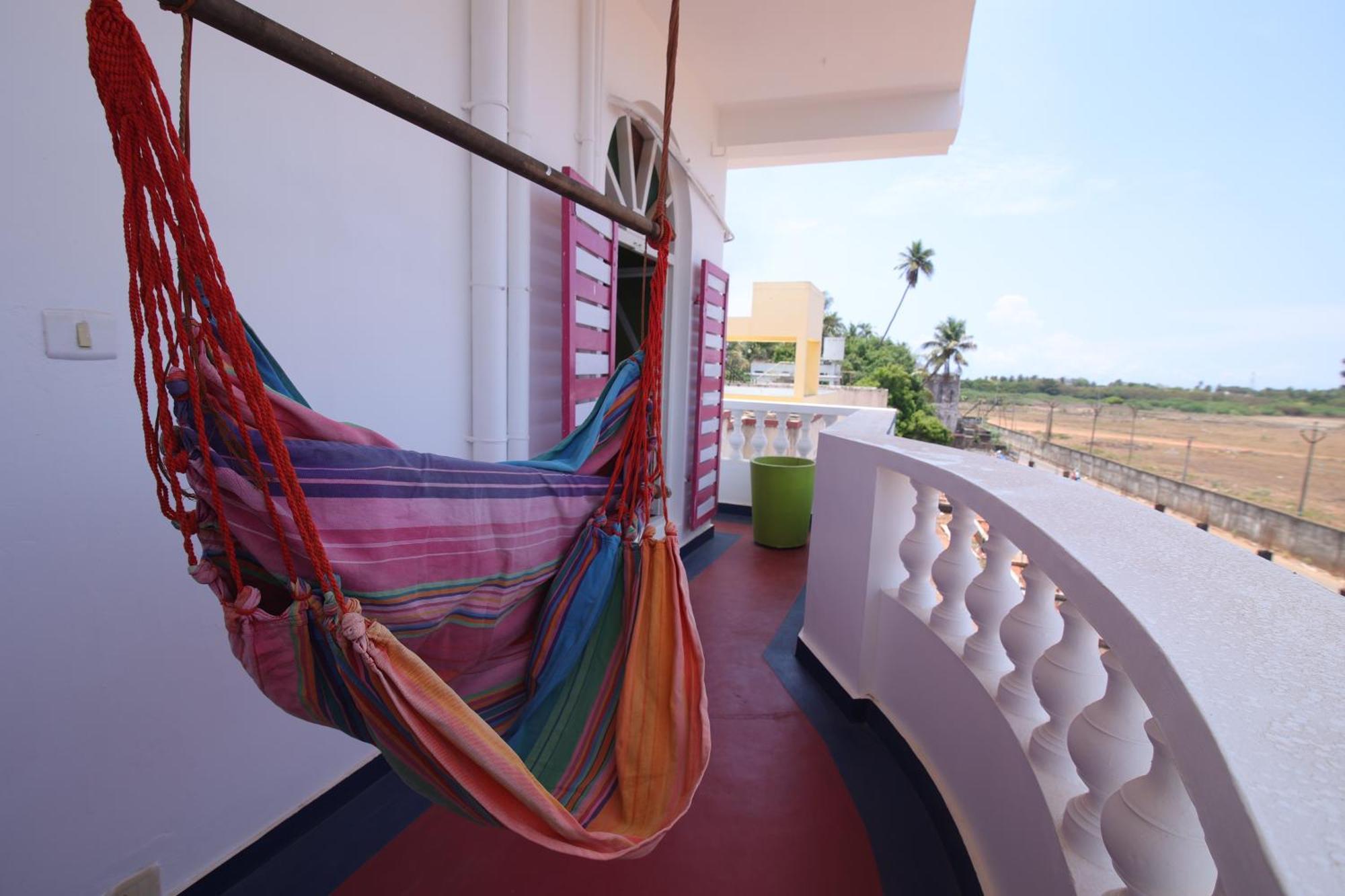 Holi-Wood Guesthouse Puducherry Exterior foto